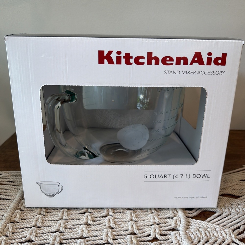 KitchenAid 5 Quart Tilt Head Glass Bowl Made in Italy Kitchen Baking Mixer NEW